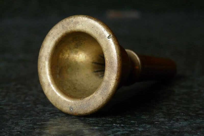 how to clean a trombone mouthpiece