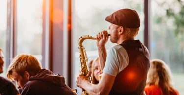Can You Learn Saxophone Without Buzzing Your Lips